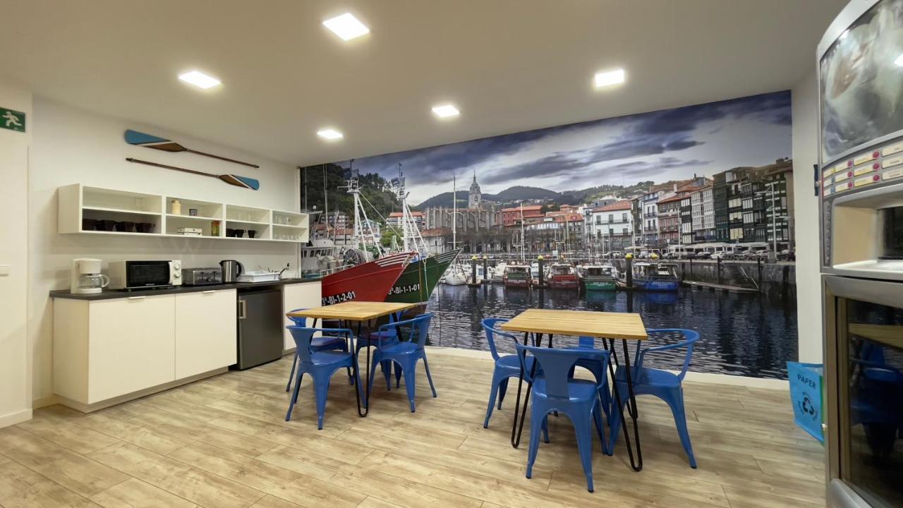 Casual Blue Hotel Bilbao Exterior photo